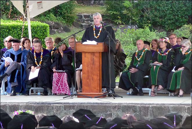Chief Justice Mark Recktenwald delivers keynote address at UH Law School graduation