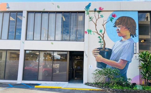 Photograph of front of Maui CJC location.