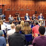 Supreme Court Justices in discussion with UH William S. Richardson School of Law students and Dean Avi Soifer.