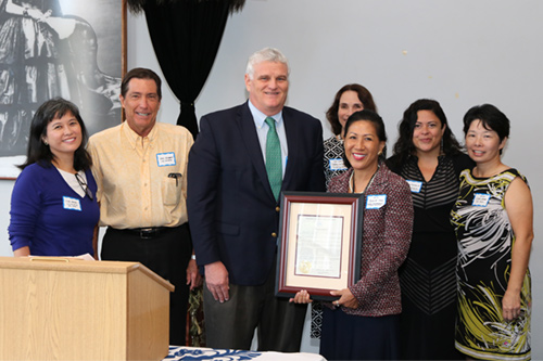 Hawaii Supreme Court Chief Justice Mark E. Recktenwald issued a proclamation declaring October 19, 2017, to be Conflict Resolution Day in the Courts of the State of Hawaii, and presented certificates of appreciation to the mediators of the Hawaii Appellate Mediation Program.