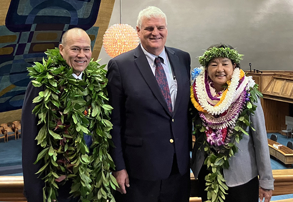 Image of Vladimir Devens, Chief Justice Recktenwald, and Judge Lisa Ginoza.